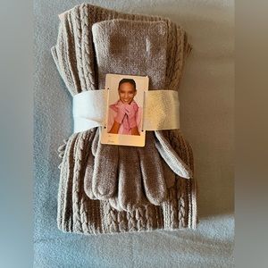 New York and Company Scarf and Gloves Gift Set